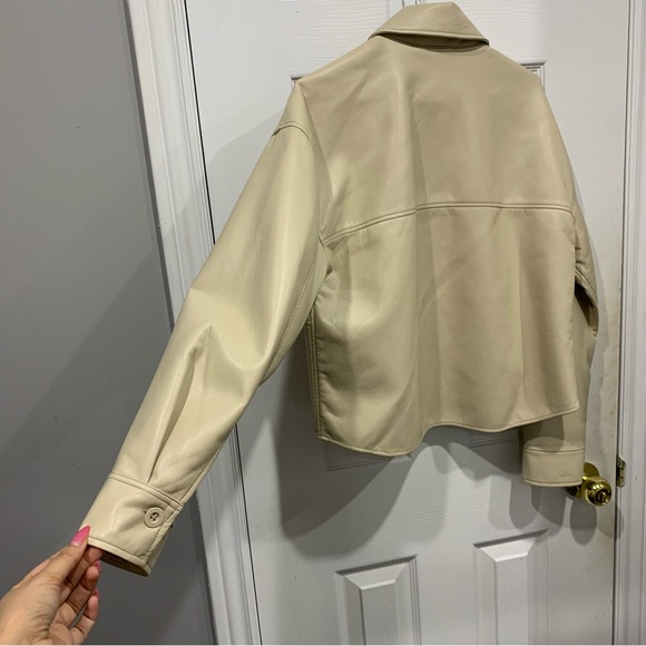 Babaton Pelli Hip Vegan Leather Shirt Jacket - Picture 10 of 15